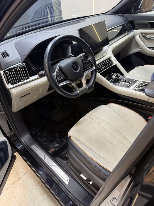 BYD Song Plus Flagship