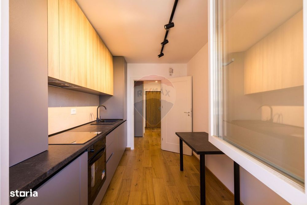 Apartament 2 camere în Urban Plaza. Vedere spre parc. Mobilat complet.