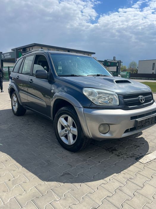 Toyota RAV4 2004 4x4  schimb pentru ATV+ diferență Cf moto cam am
