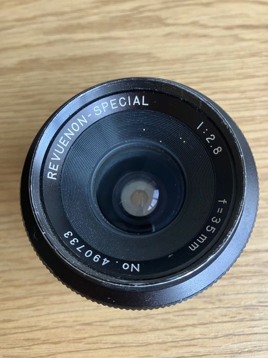 Обектив Revuenon с преходник за Sony e-mount (Sony Alpha)