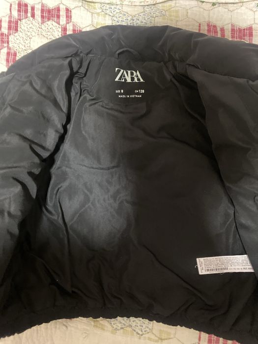Продаеться куртка zara