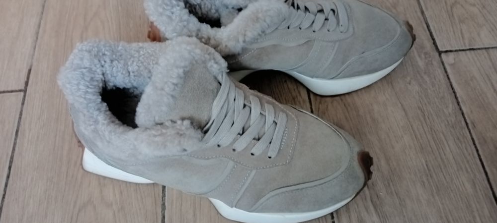 Продам обувь зимнюю