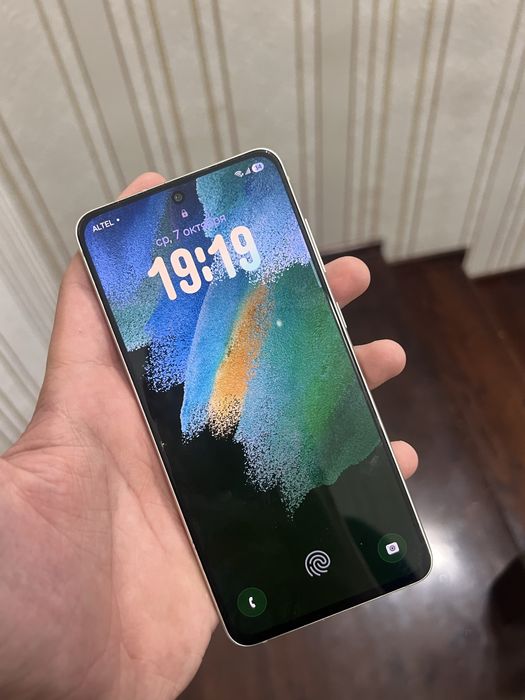 Samsung s21fe околоидеал
