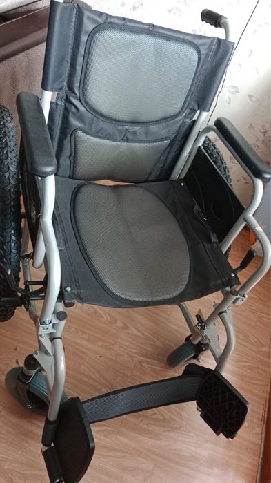 Продам кресло-коляску