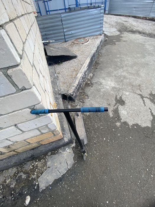 Продам самокат в хорошом састоянии
