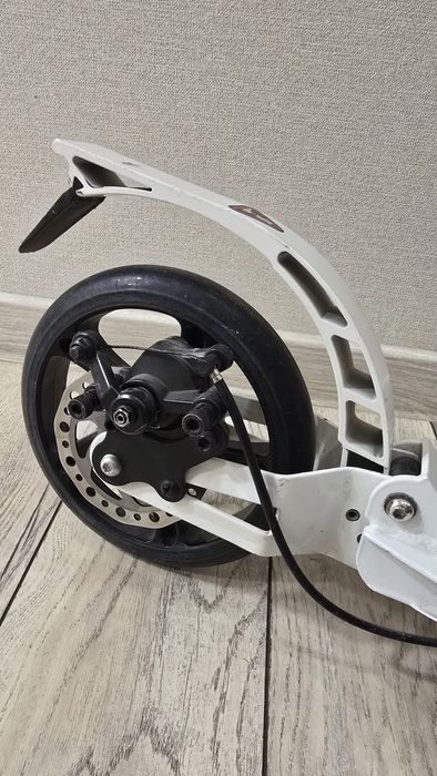 самокат модели Urban Scooter 116D