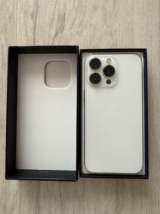 2 бр. Iphone 13 pro 128GB