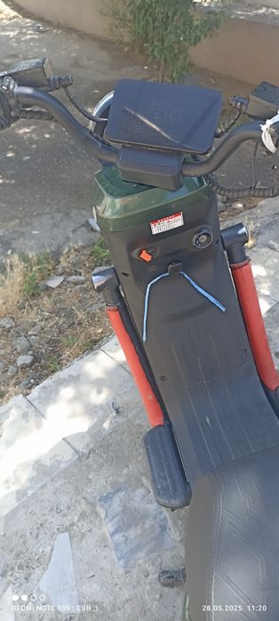 Электроскутор почти новый 5500. м. л