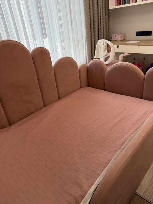 Продам кровать детскую