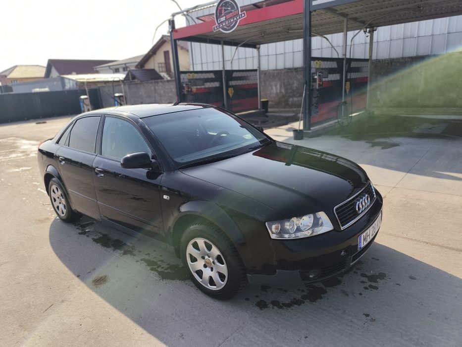 Vând audi A4 B6 1.9