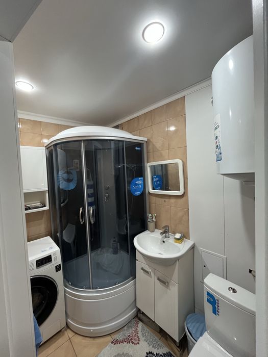 Продам 3 комн квартиру Челюскинцев 49