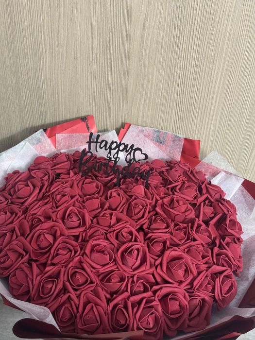 Букет сърце над 60 червени рози