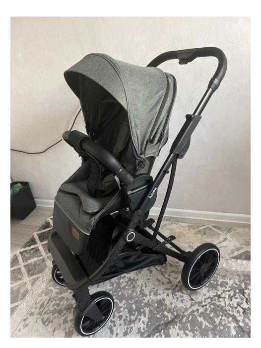 Коляска прогулочная Ining baby Т60