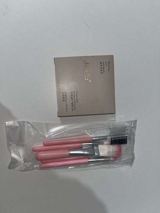 нюдовая палетка +подарок