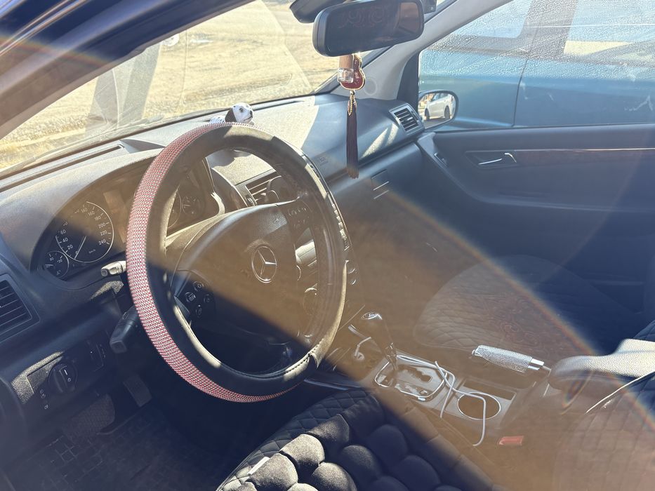 Продам машину мерседес бенс а 150