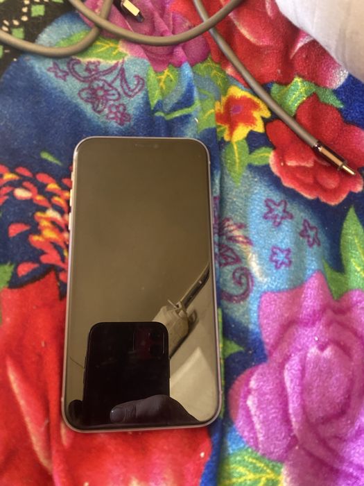 Айфон 11 64гб емк 98