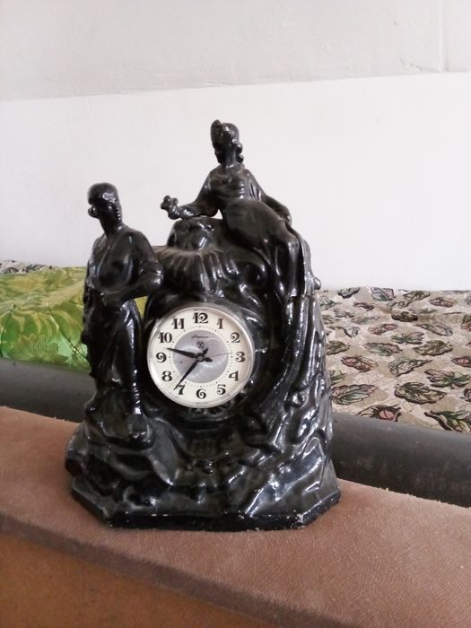 Часы ,   мелодия,