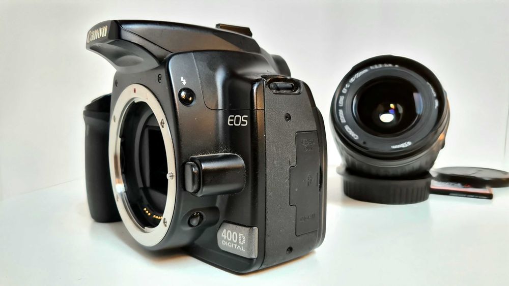 Canon EOS 400D + Obiectiv 18-55mm impecabil!