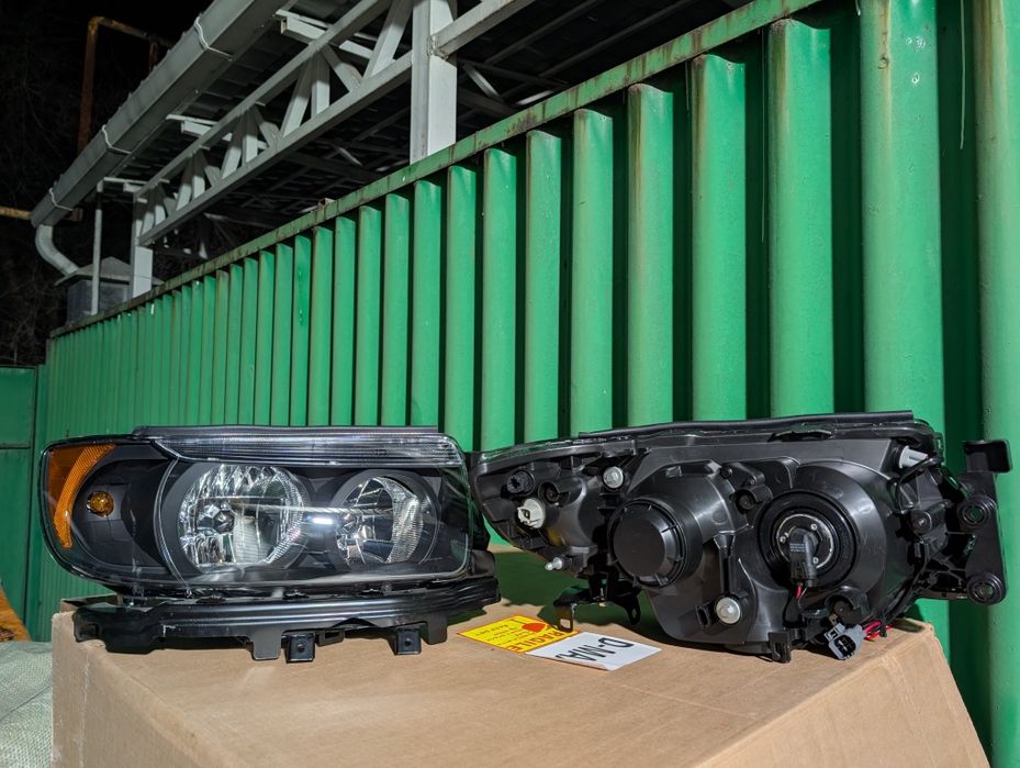 Фары Subaru Forester SG5 рестайлинг (05-08) black version