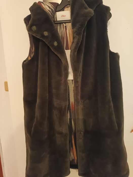 Дамски зелен елек