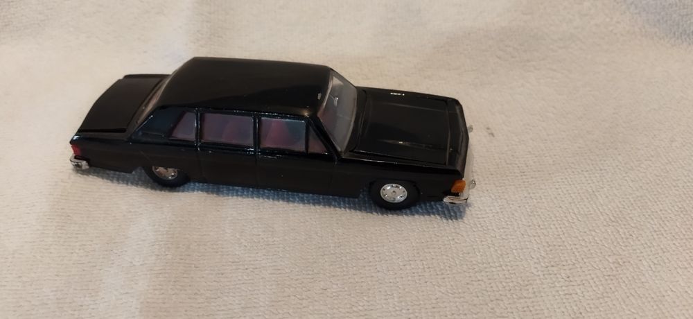 Модель ГАЗ-14 Чайка