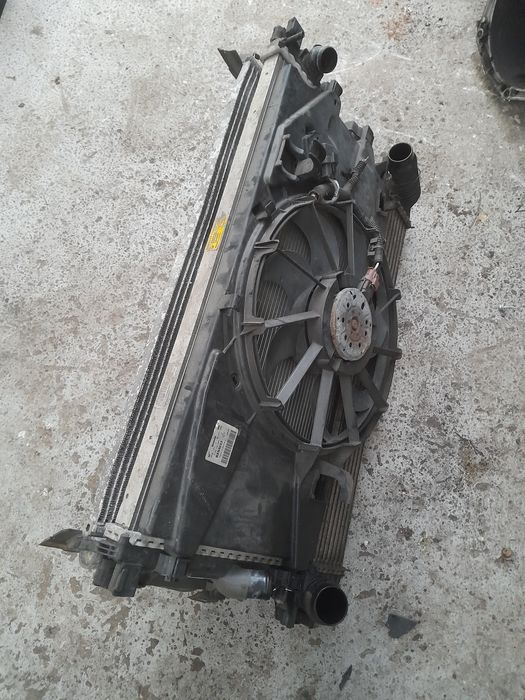 Radiator Apa Ac Aer condiționat Intercooler Renault Laguna III 3 1.5