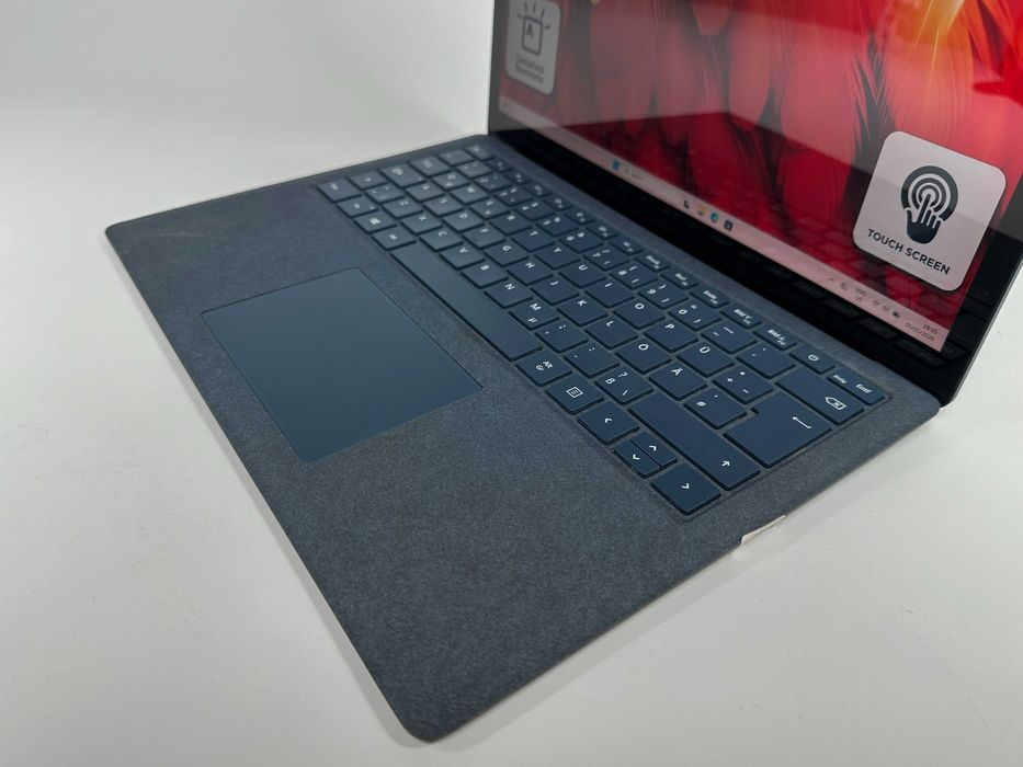 Laptop Microsoft Surface 2 Intel i7-7660u 16 gb ram 512 gb ssd 13.5 inch 2K Touchscreen Ultraslim Carcasa metalica Windows 11 Factura si Garantie 1 an