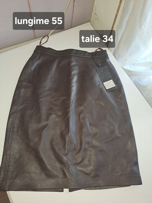 Vând fuste din piele naturală