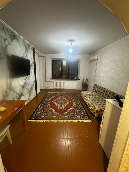 Сдам квартиру двух комнатную.