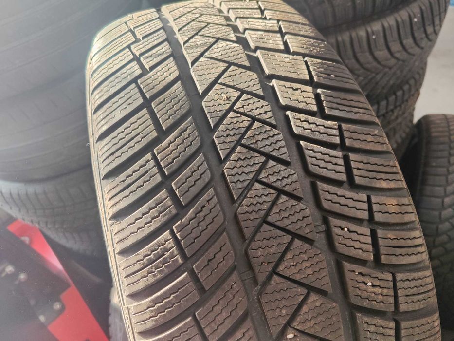 4бр.зимни гуми 245/50/18 Vredestein