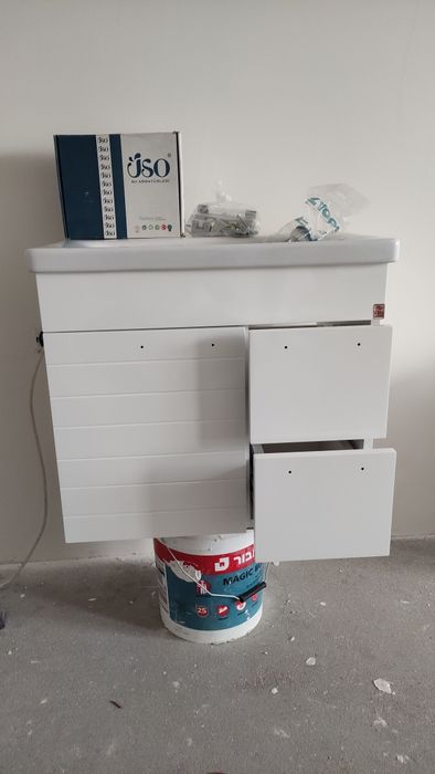 Шкаф за баня комплект с мивка