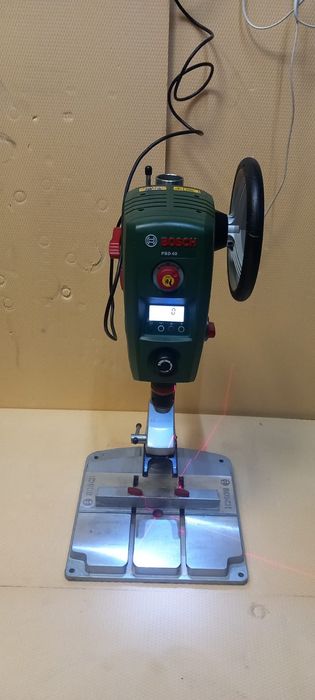 Bormașină cu coloana Bosch