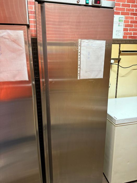 Frigider profesional inox 400 litri Maxima, garantie