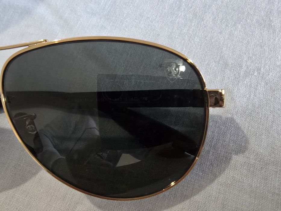 Ray-Ban Ferrari RB8331 слънчеви очила – оригинални, с леки забележки