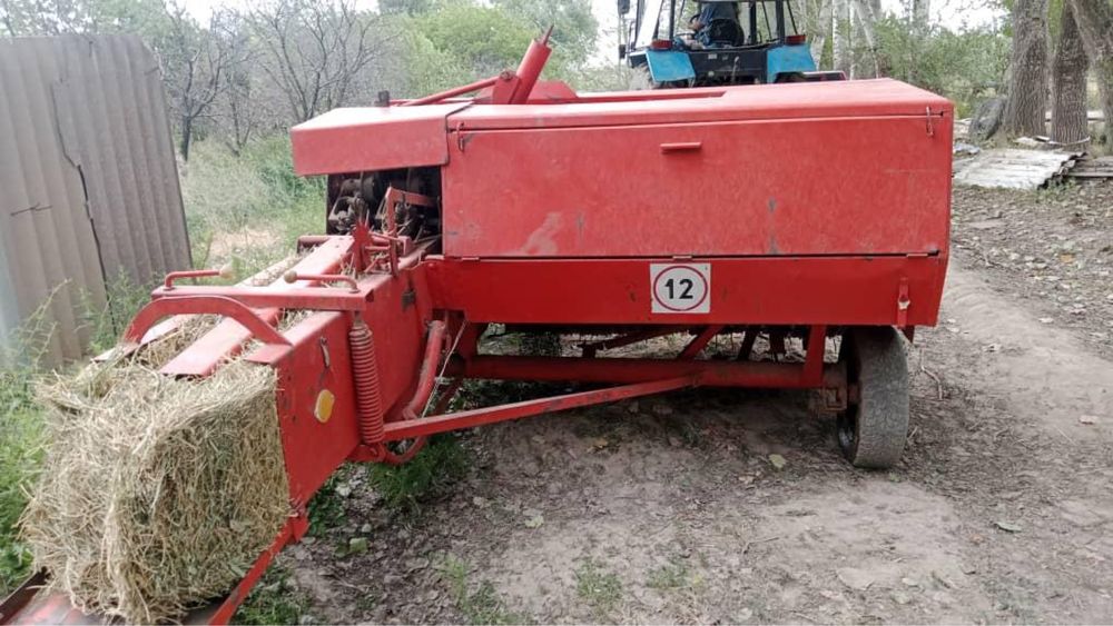 Продам Трактор