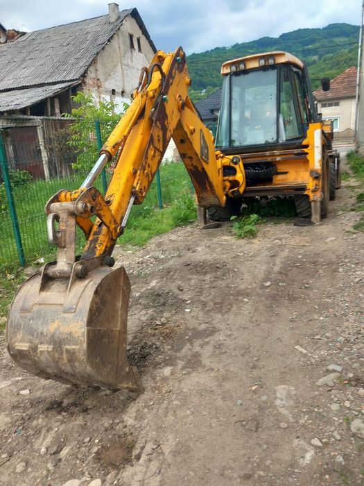 Buldoexcavator JCB 3CX