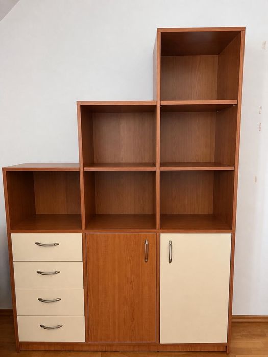 Dulap tip biblioteca
