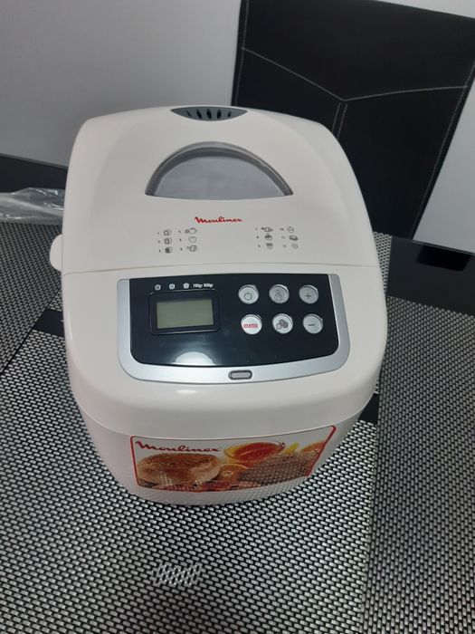 Mașină de făcut pâine
