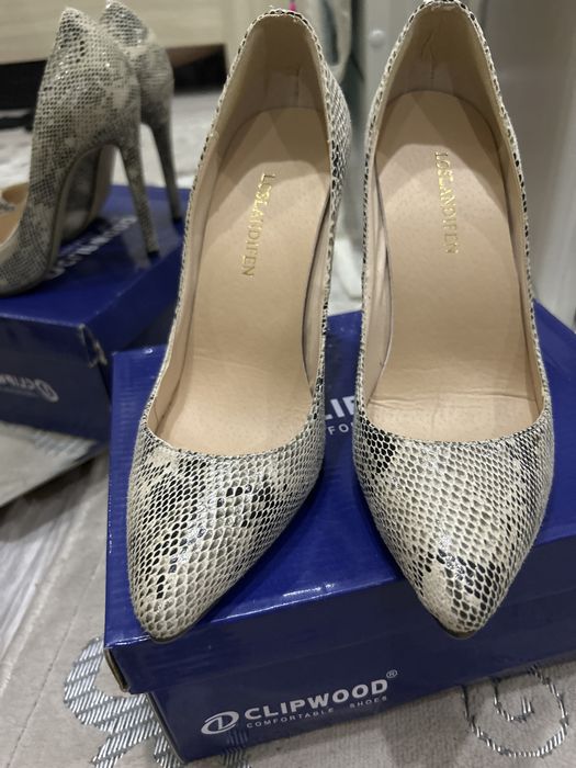 Продам нарядные туфли на выход