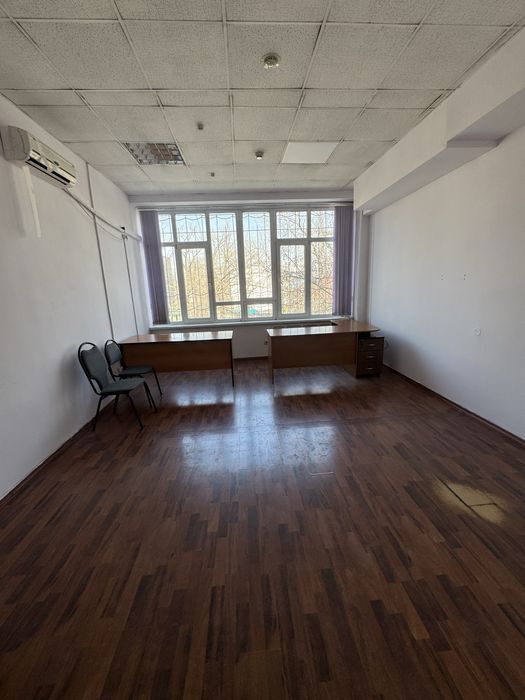 Офис в аренду Абая 76 угол Ауэзова 25 квад