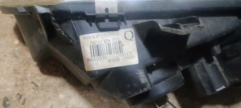 фар за нисан алмера 2000-2002г.