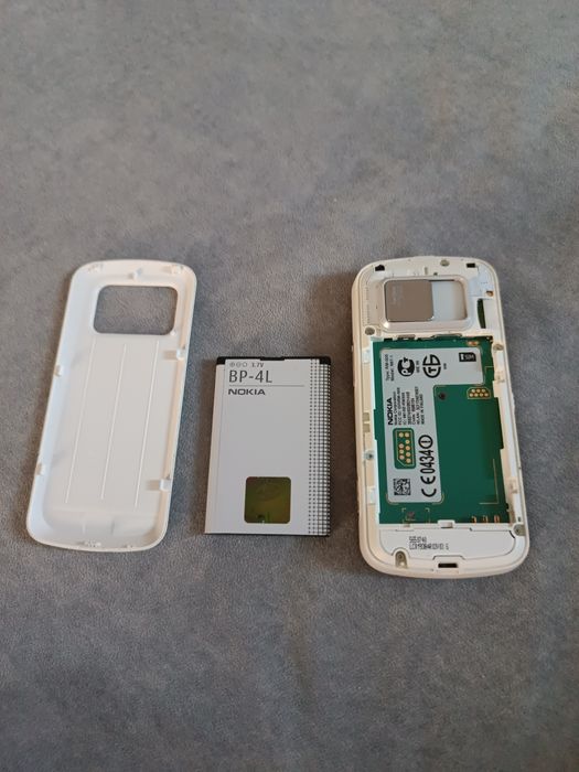 Продам Nokia N97 2010 года