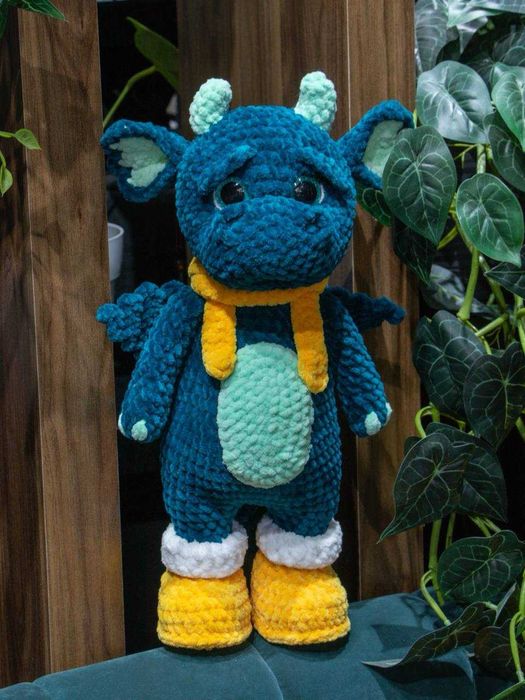 Игрушка  ручной работы дракон