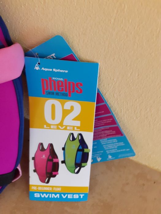 Нова  Детска  жилетка  за  плуване.