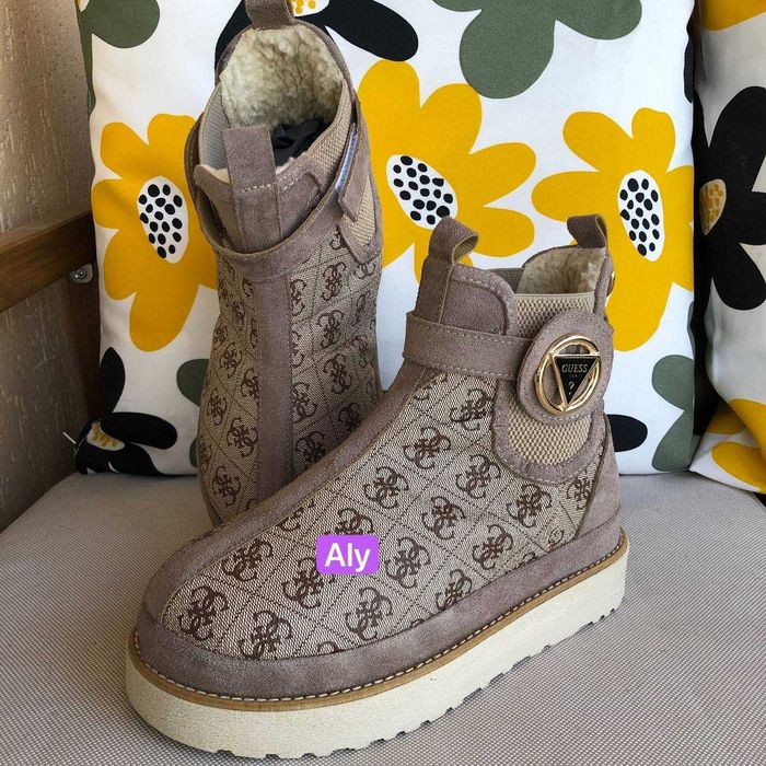 Ghete damă, îmblănite