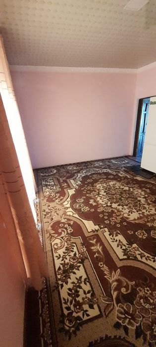 Uy sotiladi hamma sharoit bor