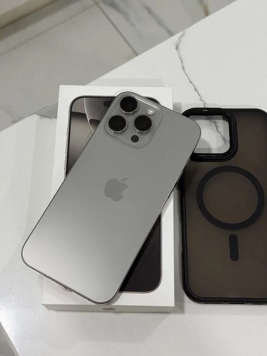 IPhone 16 Pro Max 256gb 100% baterie ca nou