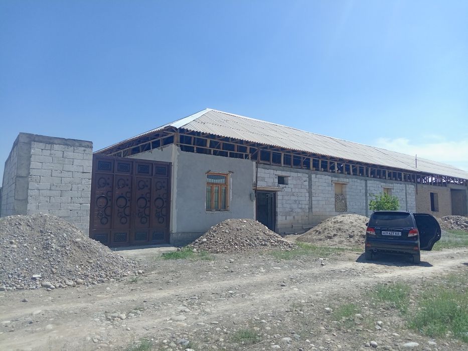 Ховли уй сотилади срочна