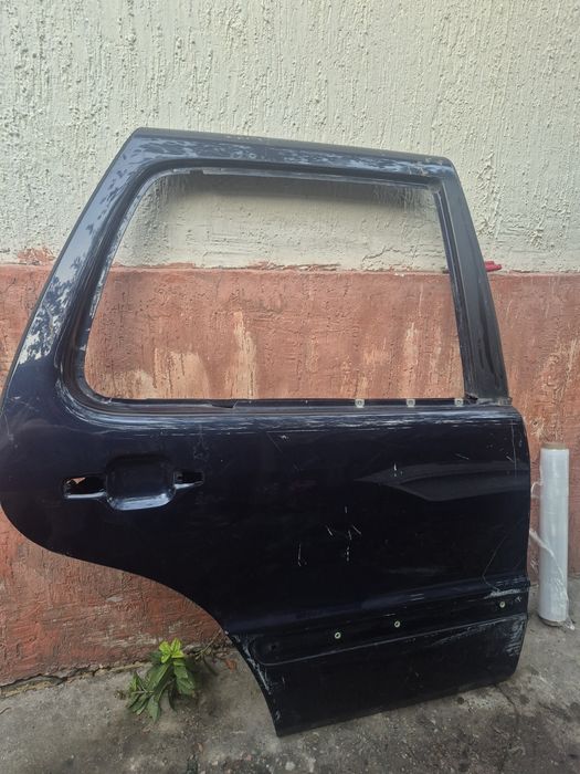 Mercedes Ml 163 Дверь правая зад