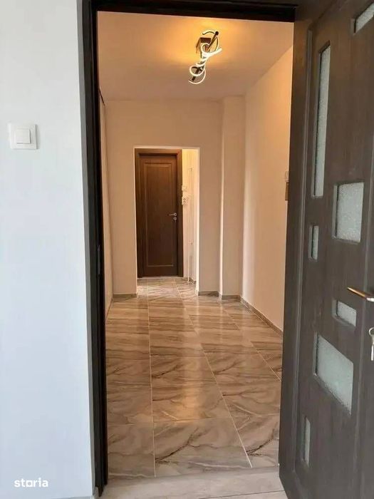 Sebastian Ispirescu, Renovat Complet, Bloc 1987